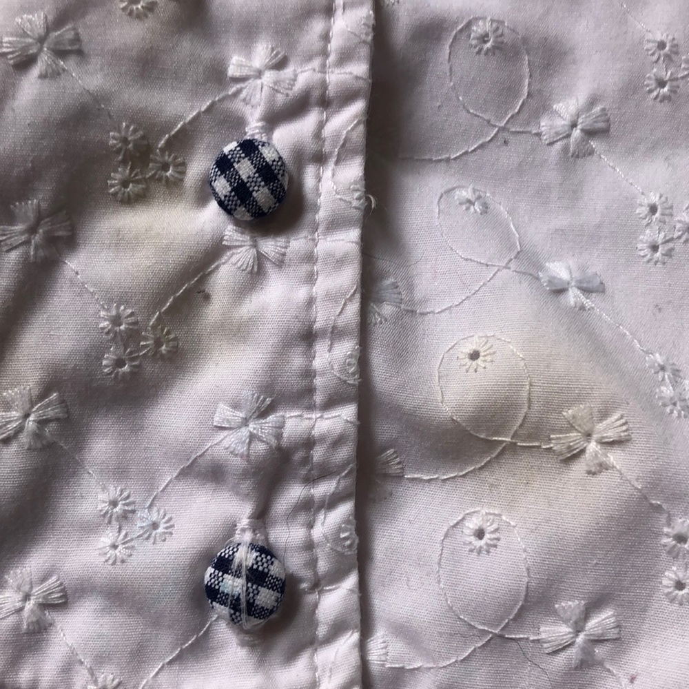 Embroidered Button-Up Tank - Picture 5 of 5